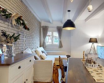 Le Nid De L'ill, Magnifique Duplex Cosy - Strasbourg - Salle à manger