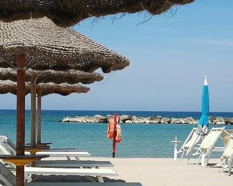 Hotel Europa - Gabicce Mare - Spiaggia