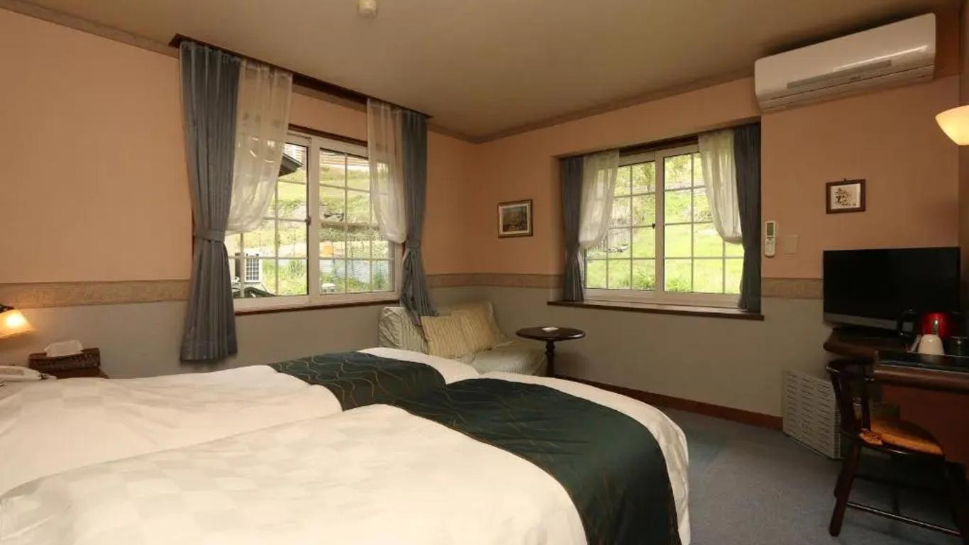 فوجيكاواغوتشيكو كريسينادو