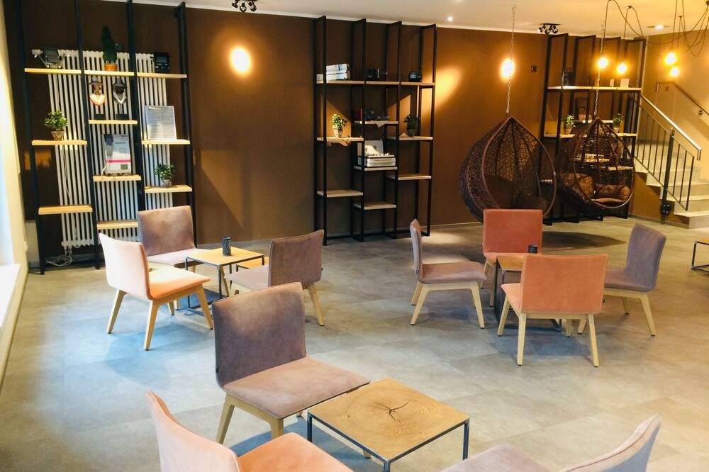 Adesso Hotel Göttingen - גטינגן - טרקלין