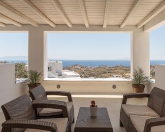 Sea & Stone Residence Mykonos - Platis Gialos - Balkon
