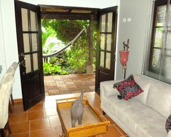 Cabañas Villa San Miguel - Boquete - Living room
