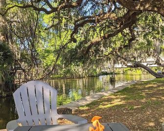 Cottage 22, The Boathouse - Dora Canal Court - a downtown, waterfront community - Tavares