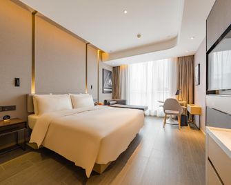 Atour Hotel Langfang High-speed Railway Station - Langfang - Bedroom