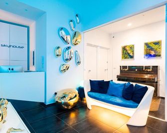 Skyhouse Chiaia - Naples - Living room