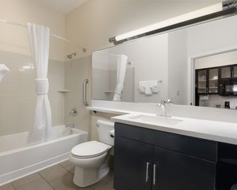 Candlewood Suites Odessa By IHG - Odessa - Baño