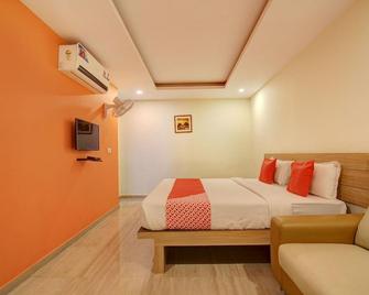 OYO 2183 Hotel Fortune City - Attibele - Habitación