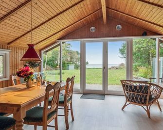Holiday Home Eyer - 20m from the sea by Interhome - Korsør - Dining room