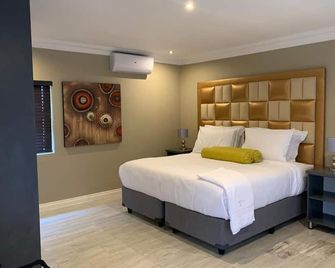 La Fiato Luxury Lodge - Polokwane - Bedroom