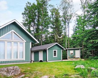 4 person holiday home in Osby-By Traum - Osby (Skane Lan) - Edificio