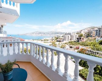Harmony Hotel - Sarandë - Balkon