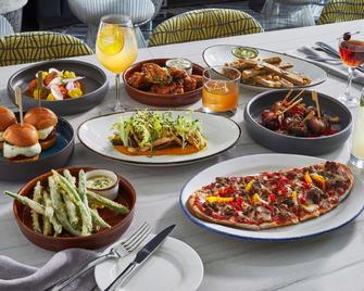 Sofitel Chicago Magnificent Mile - Chicago - Bar