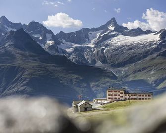 Riffelhaus 1853 - Zermatt - Building