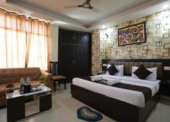 Hotel Global Stay near Airport - Nueva Delhi - Habitación