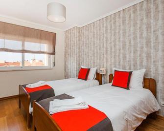 Room Oportunity Guia Cascais - Cascais - Schlafzimmer