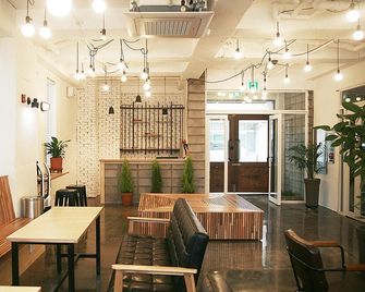 Gyeongju Pungdengi Hostel - Gyeongju - Lobby