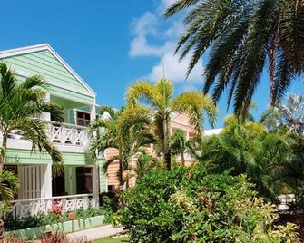 Buccaneer Beach Club - Cedar Grove