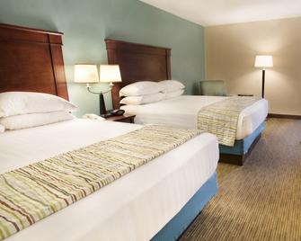 Troy Inn & Suites - Troy - Slaapkamer