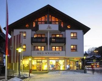 Aparthotel Acksteiner - Sankt Anton am Arlberg - Building