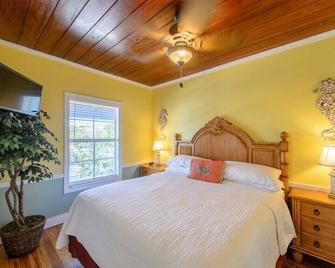 The Caribbean Suite At Old Colorado Inn - Stuart