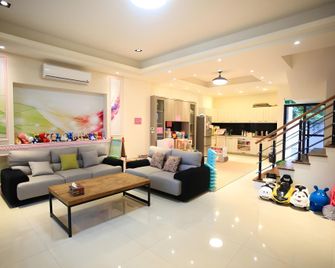Childlike Innocence Homestay - Ji'an Township - Lobby