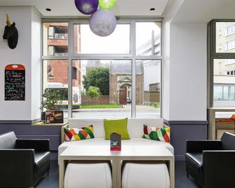 Ibis Styles Lille Centre Gare Beffroi - Lille - Bar