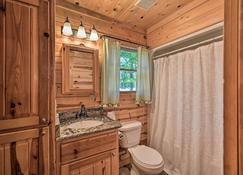 Azalea House - Forest Retreat with Hot Tub! - Broken Bow - Bathroom