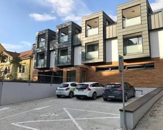 Penzión v Inom Svete - Žilina - Building
