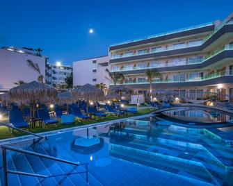 Infinity Blue Boutique Hotel & Spa - Adults Only - Hersonissos - Basen