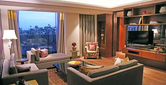 Taj Bangalore - Devanhalli - Living room
