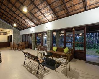 Avadale Munnar (Stag Groups Not Allowed) - Chinnakanal - Lobby