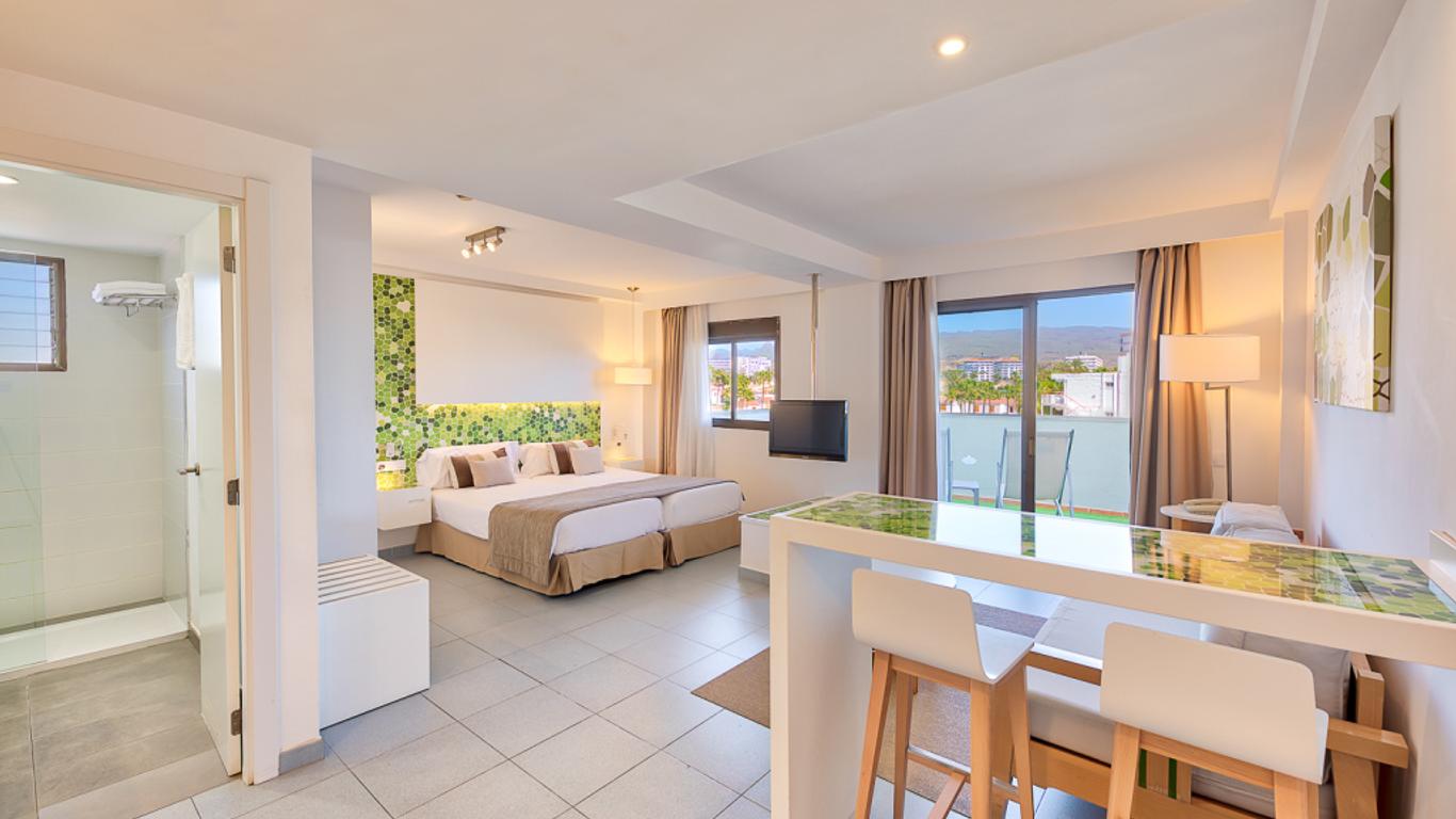 Hotel Livvo Anamar Suites