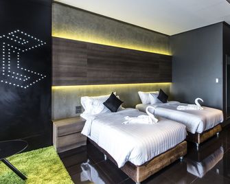 Cresco Hotel Buriram - Buri Ram - Phòng ngủ