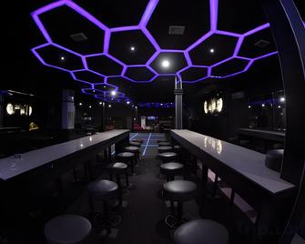 Borneo Emerald Hotel - Ketapang - Bar