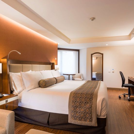 Hotel Dann Carlton Bogota image 1