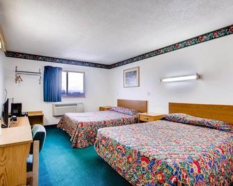 9 Motel - Fort Collins - Bedroom