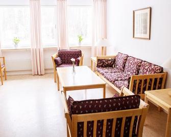 Nordiska Folkhögskolan Bed and Breakfast - Kungälv - Sala de estar