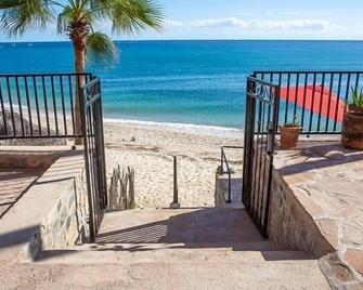 Don Julio Ocean view poolside room - Buenavista