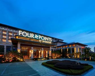 Four Points by Sheraton Danzhou - Danzhou - Building