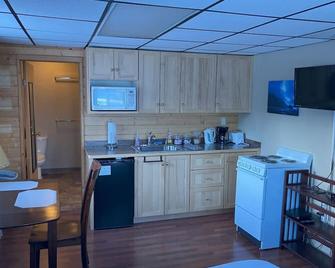 Halibut House Unit 3 - Seward - Dapur