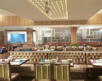 Hotel Princes Palace - Indore - Restaurant