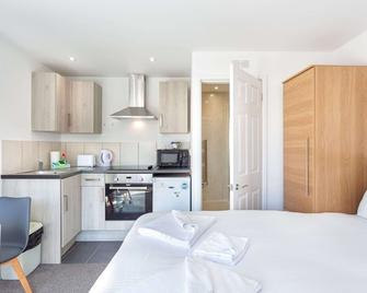 North Devon Resort - Ilfracombe - Kitchen
