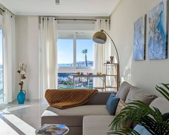 Romantic Beach Apartment - Villajoyosa - Phòng khách