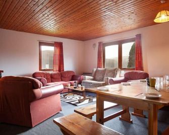 Blacksmiths Bunkhouse - Fort William - Sala de estar