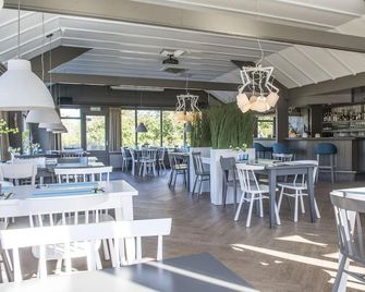Chalet on Texel at Den Hoorn - Den Hoorn - Restaurace