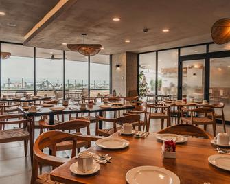Wyndham Garden Mazatlan Marina - Mazatlán - Restaurante