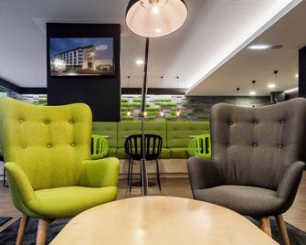 Neat Hotel Avenida - Ponta Delgada