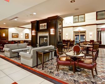 Homewood Suites by Hilton Toronto Airport Corporate Centre - טורונטו - טרקלין