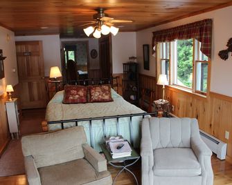 Kiwassa Lake Bed & Breakfast - Saranac Lake - Sala de estar