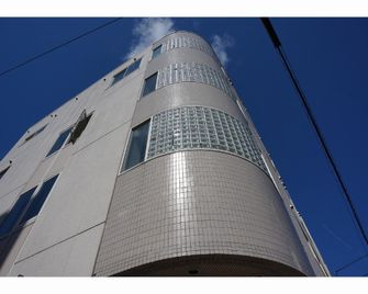 Otaru Ekimae Guest House Ito - Hostel - Otaru - Edifício